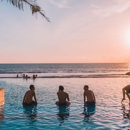 Lv8 Resort Hotel Canggu  Ngoại thất bức ảnh
